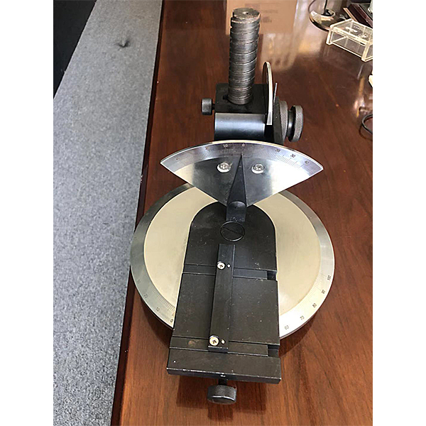 把握焦点手艺，成为电工行业精英：电工实训台的代价(图1)